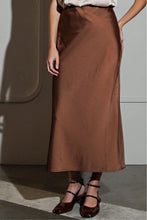 Load image into Gallery viewer, TAYLOR STRETCH SATIN MIDI