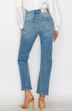 Load image into Gallery viewer, SHAPE HIGH RISE STRAIGHT JEANS