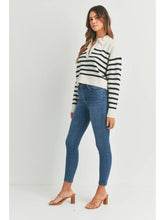 Load image into Gallery viewer, HIGH RISE PERFECT SKINNY WITH GRINDING // FINAL SALE