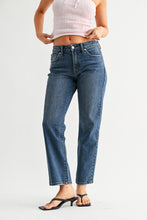 Load image into Gallery viewer, 90'S DARK STRAIGHT STRETCH JEANS
