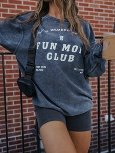 FUN MOM CLUB RIBBED CREWNECK