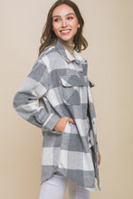 Load image into Gallery viewer, PLAID SHACKET // 2 COLORS
