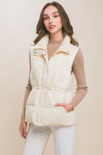 Load image into Gallery viewer, ALPINE TOGGLE PUFFER VEST // 2 COLORS
