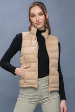 Load image into Gallery viewer, ULTRA LIGHTWEIGHT PUFFER VEST // 2 COLORS
