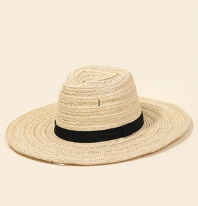 FLOPPY BRIM STRAW HAT