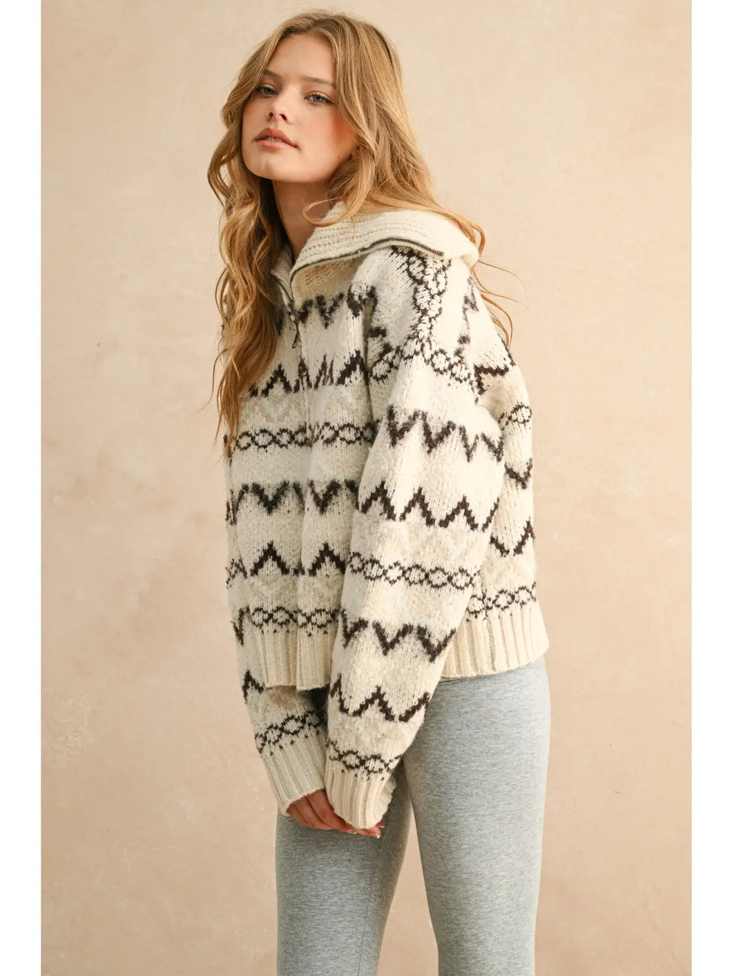 FREYA HALF ZIP