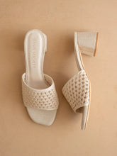 Load image into Gallery viewer, SHARON RAFFIA BLOCK HEEL // OASIS SOCIETY
