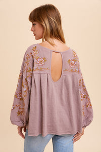 EMBROIDERED DROP SLEEVE TOP