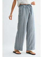 Load image into Gallery viewer, STRIPE WIDE LEG LINEN PANTS
