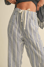 Load image into Gallery viewer, RELAXED WIDE LEG STRIPED PANTS
