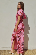 Load image into Gallery viewer, POPPY FLUTTER SLEEVE MAXI DRESS
