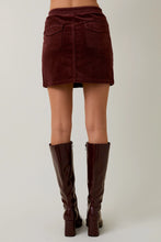 Load image into Gallery viewer, CORDUROY SKIRT
