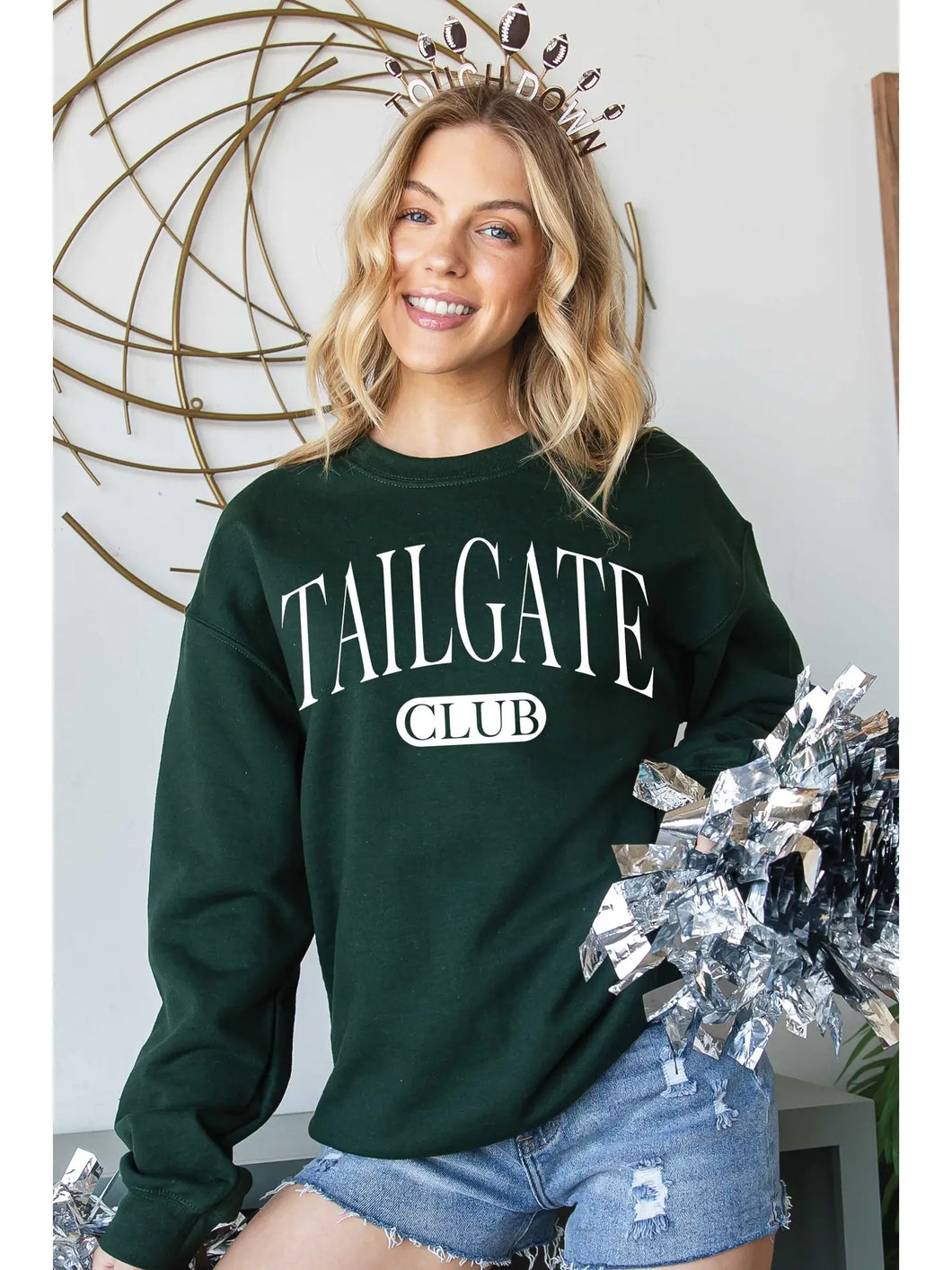 TAILGATE CLUB CREWNECK