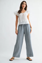 Load image into Gallery viewer, STRIPE WIDE LEG LINEN PANTS

