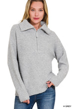 Load image into Gallery viewer, HALF ZIP COLLARED SWEATER

