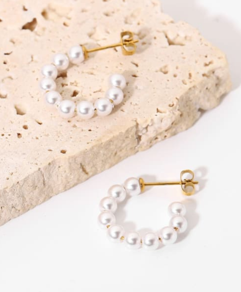 CLEMENTINE PEARL HOOP