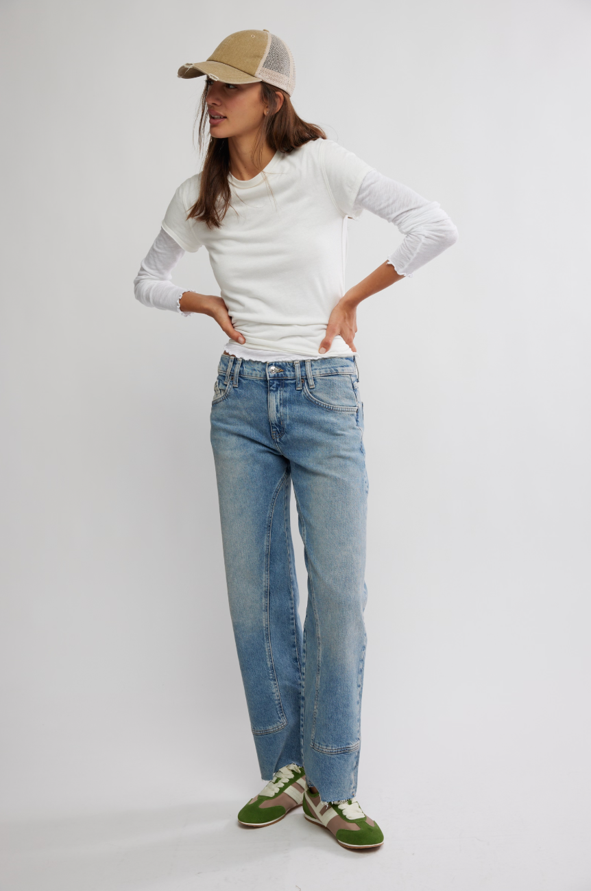 RISK TAKER MID-RISE STRAIGHT // FREE PEOPLE