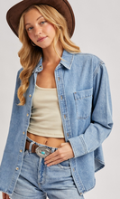 Load image into Gallery viewer, OVERSIZE DENIM BUTTON DOWN SHACKET
