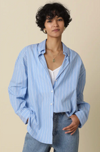 Load image into Gallery viewer, CAPRI LINEN BUTTON DOWN TOP
