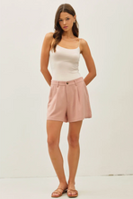 Load image into Gallery viewer, LINEN CLASSIC CUT SHORTS
