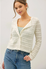 Load image into Gallery viewer, OPEN KNIT SCALLOPED CARDI

