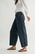 Load image into Gallery viewer, TEAGAN WIDE LEG JEANS
