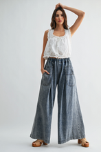 Load image into Gallery viewer, ELISE EMBROIDERED COTTON TOP
