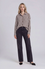 Load image into Gallery viewer, POPLIN BUTTON DOWN
