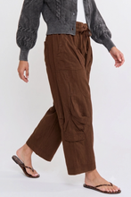 Load image into Gallery viewer, WIDE-LEG CARGO PANTS
