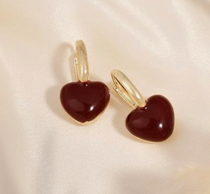 HYPOALLERGENIC HEART EARRING