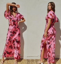 Load image into Gallery viewer, POPPY FLUTTER SLEEVE MAXI DRESS
