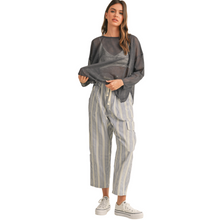 Load image into Gallery viewer, RELAXED WIDE LEG STRIPED PANTS
