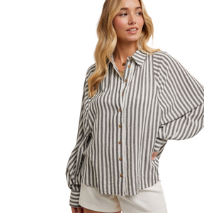 DELILAH ESSENTIAL BUTTON DOWN