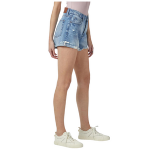 HIGH RISE DISTRESSED MOM SHORTS