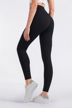 Load image into Gallery viewer, *RESTOCK* LUXE SEAMLESS HIGH WAIST LEGGING
