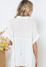 Load image into Gallery viewer, BABYDOLL BUTTON DOWN // 2 COLORS
