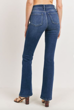 Load image into Gallery viewer, **FINAL SALE // HIGH RISE SKINNY FLARE
